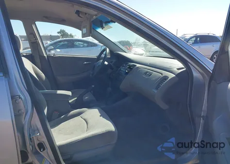 2001 Honda Accord 2.3 Lx из США, поврежденный, VIN 1HGCG56411A019055